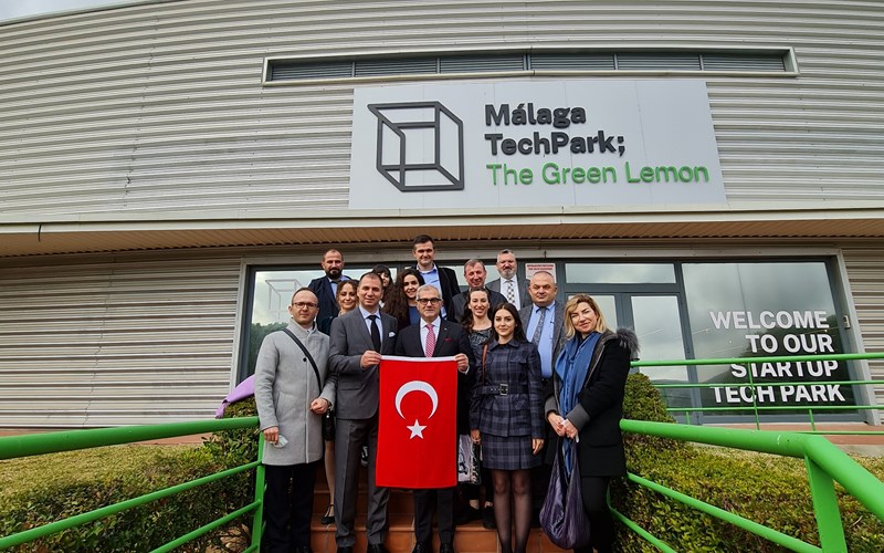 İspanya'nın Malaga Şehrini Ziyaret Ederek APTE ile İş Birliği Anlaşması İmzaladık!